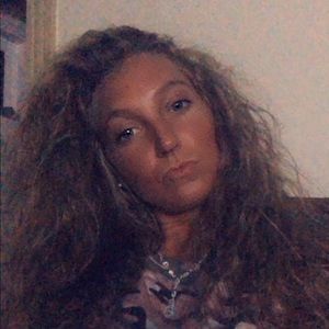 Meet your Posher, Ainslee